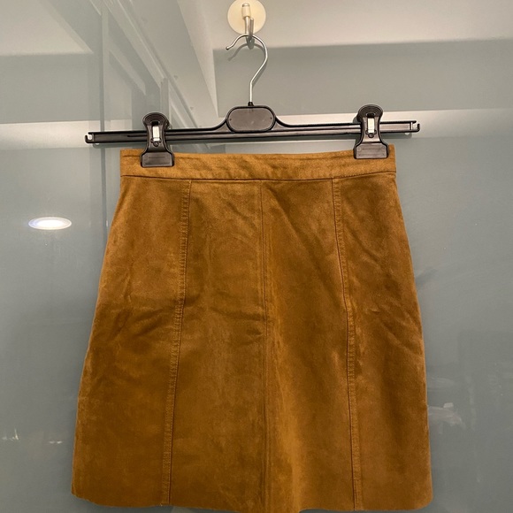 Aritzia Wilfred Free Centinela Suede Skirt - Picture 2 of 3